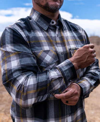 Ground breaker Flannel Black - High Voltage Industries