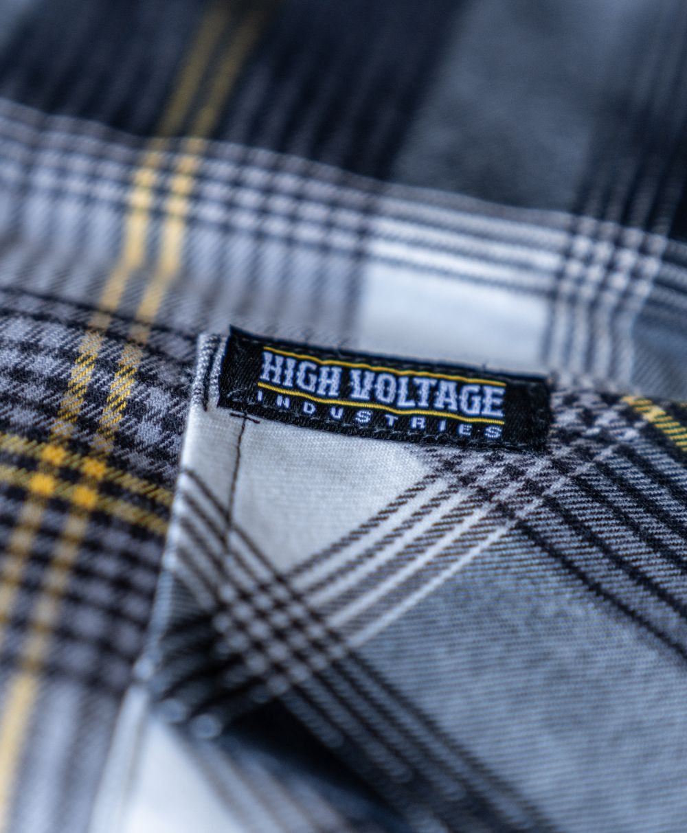 Ground breaker Flannel Black - High Voltage Industries
