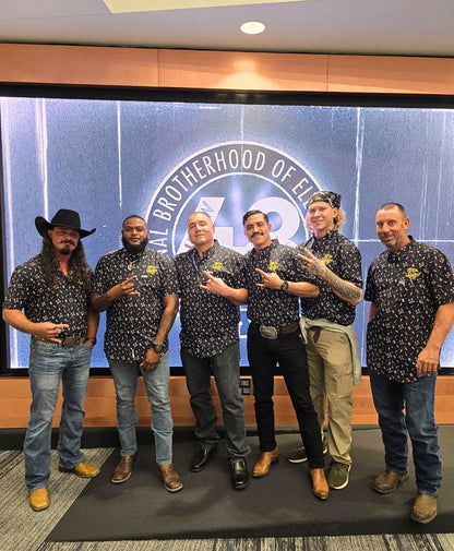 Essentials Button Up (Black)